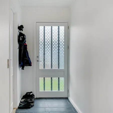 Apartment Reinmoth - 100m From The Sea By Interhome