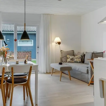 Apartment Reinmoth - 100m From The Sea By Interhome *